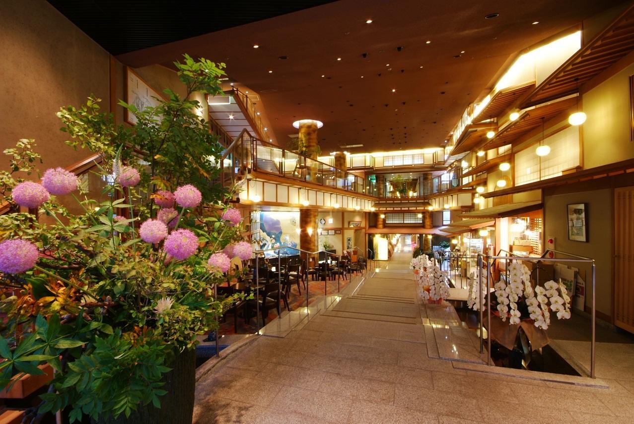 ホテル 松園荘 保津川亭 亀岡市 エクステリア 写真